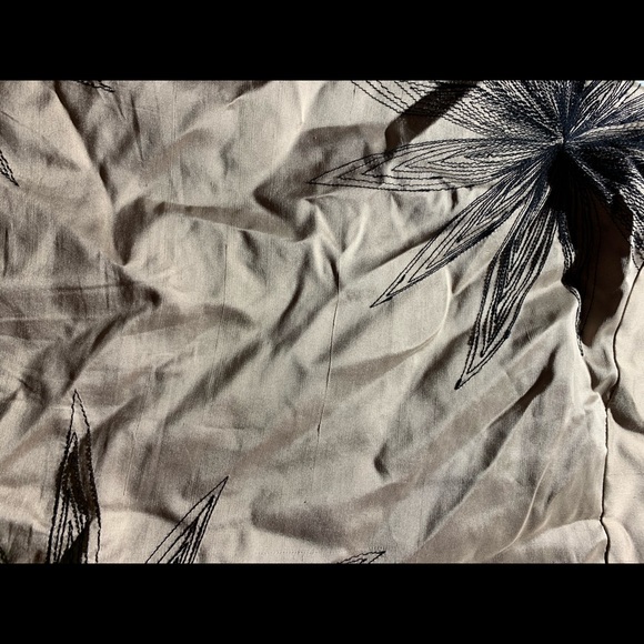 Grace Dane Lewis Size 6 Silk Skirt Length 28” - Picture 3 of 4